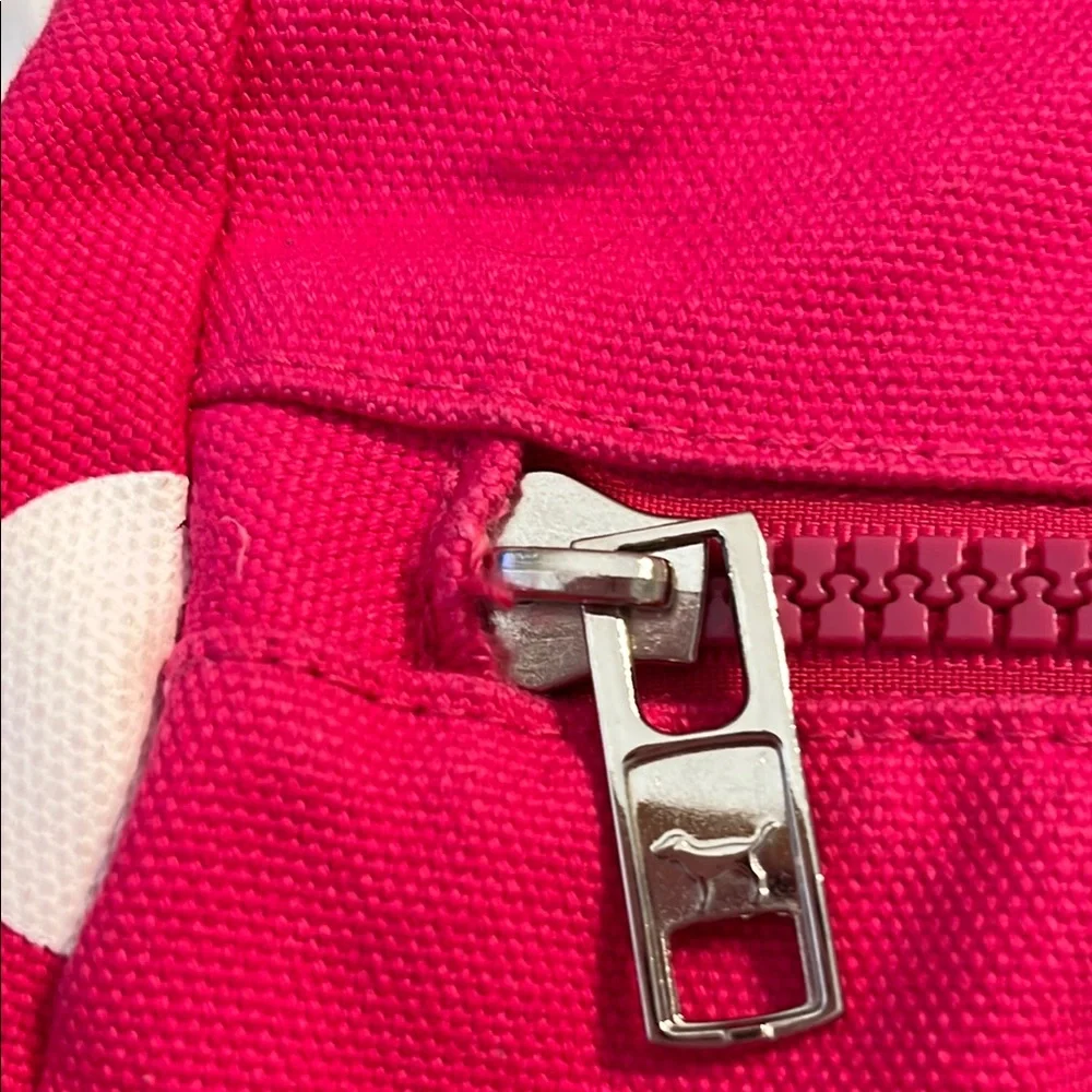 PINK Victoria's Secret Pink and White Travel Bag - Picture 9 of 13